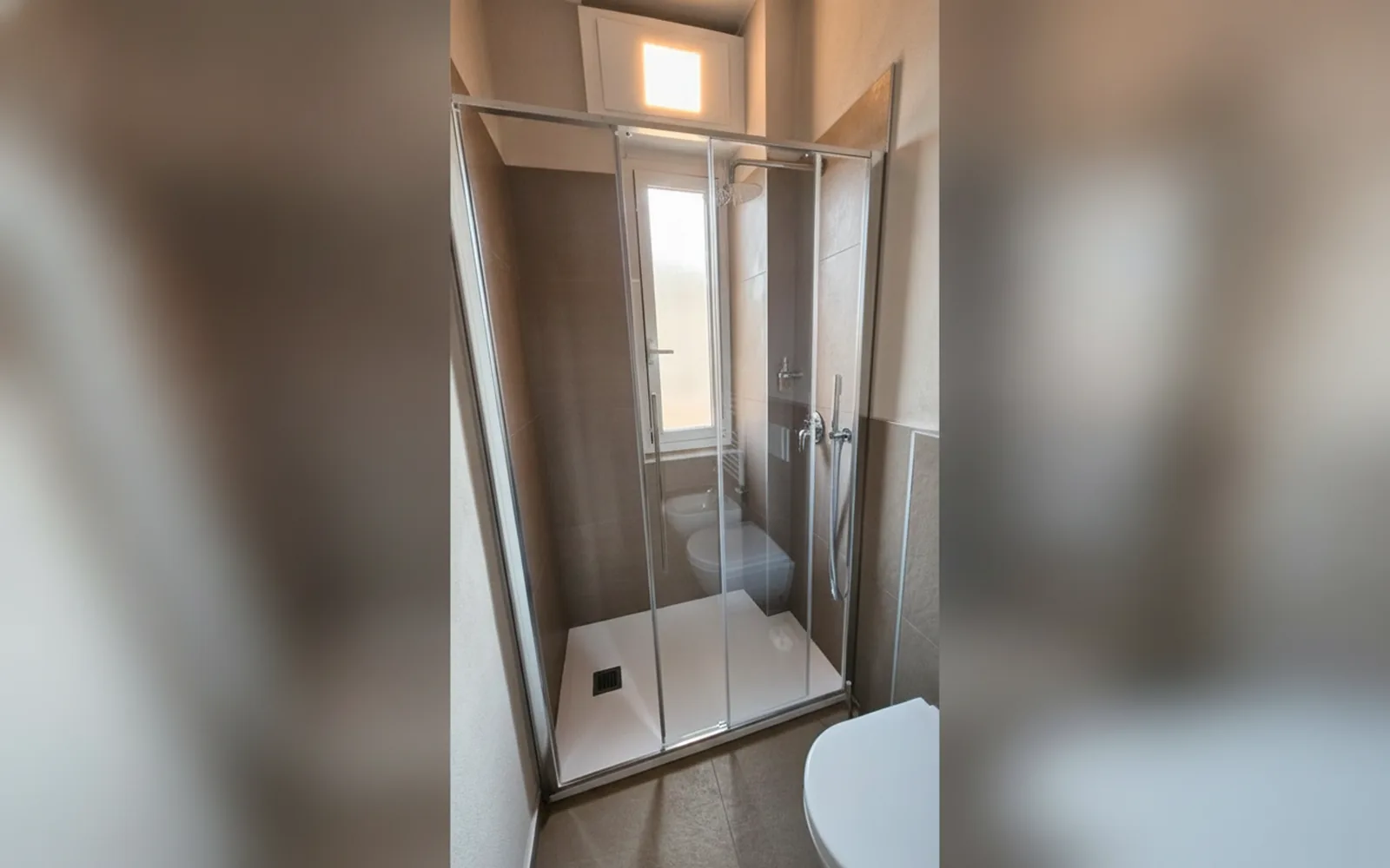 Camera con bagno privato — Jack Apartment Milan, Milano (Lombardia) (foto 12)